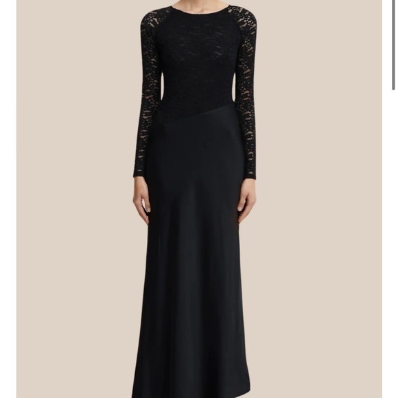 Significant Other Sofiya Long Sleeve Stretch Lace & Satin gown